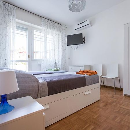 Bolognina Central Apartment Болоня Екстериор снимка