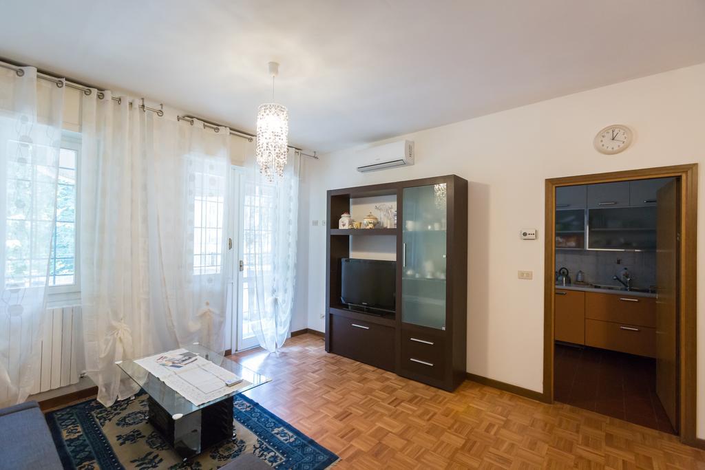 Bolognina Central Apartment Болоня Екстериор снимка
