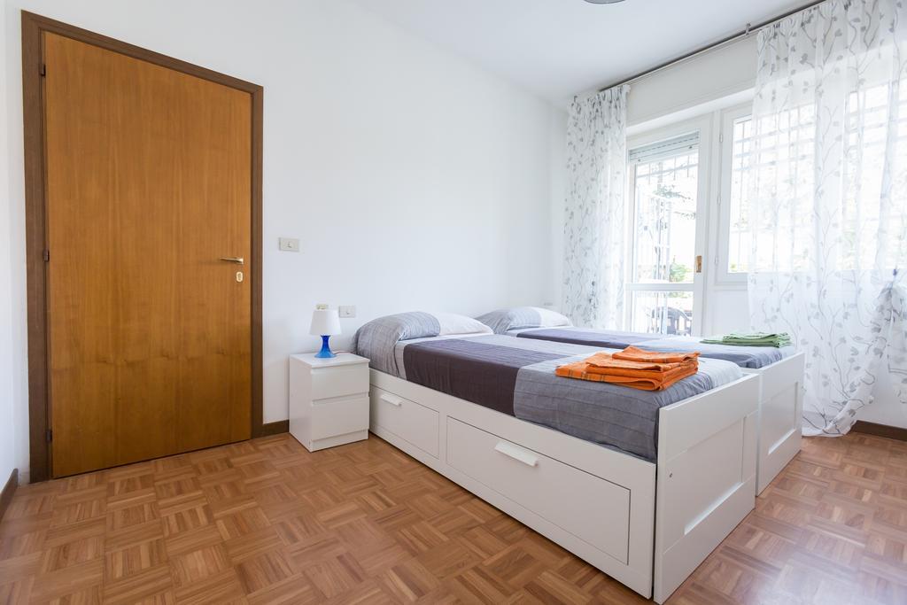 Bolognina Central Apartment Болоня Екстериор снимка